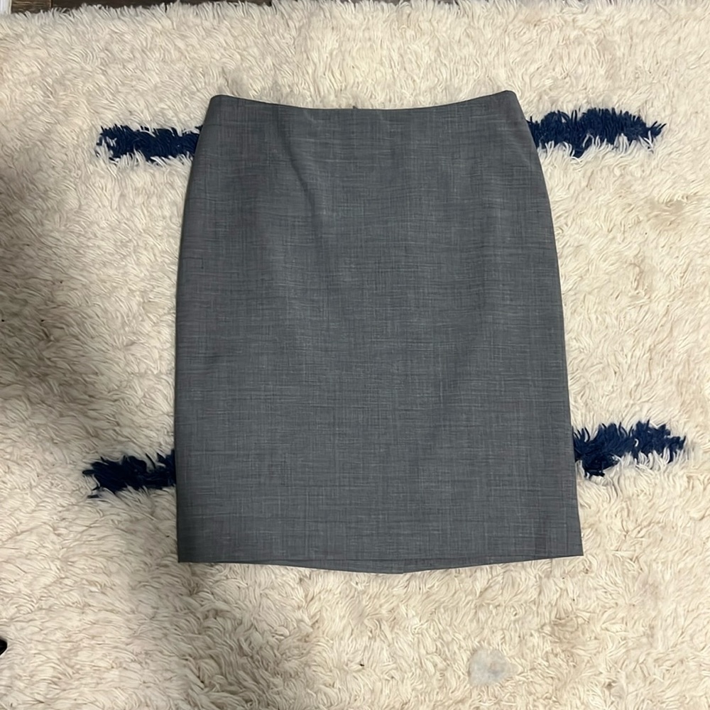 Talbots Pencil Skirt. Size 2P.